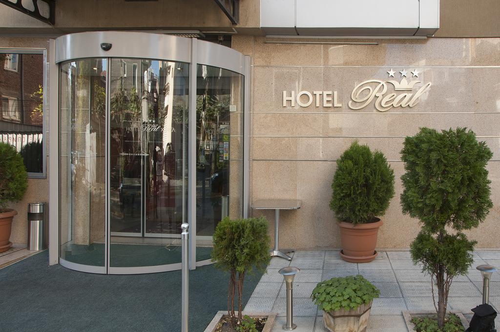 Hotel Real Plovdiv Exteriör bild